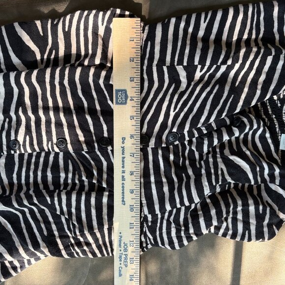 H&M Womens Zebra Print Midi Button Down Spaghetti Strap Dress Size 12 Cozy Smock - Picture 11 of 12